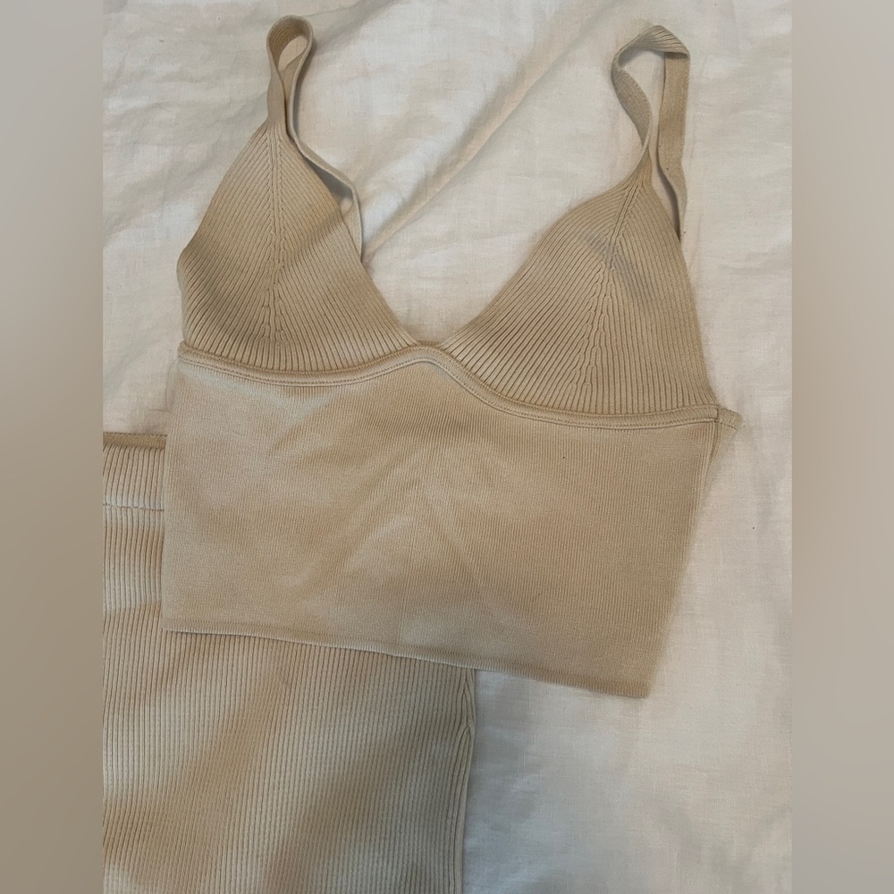 Zara ribbed knit top and skirt set. Small.